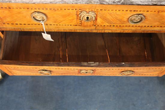 A late 18th century French kingwood petit commode, W.2ft 7in. D.1ft 5.5in. H.2ft 8.5in.
